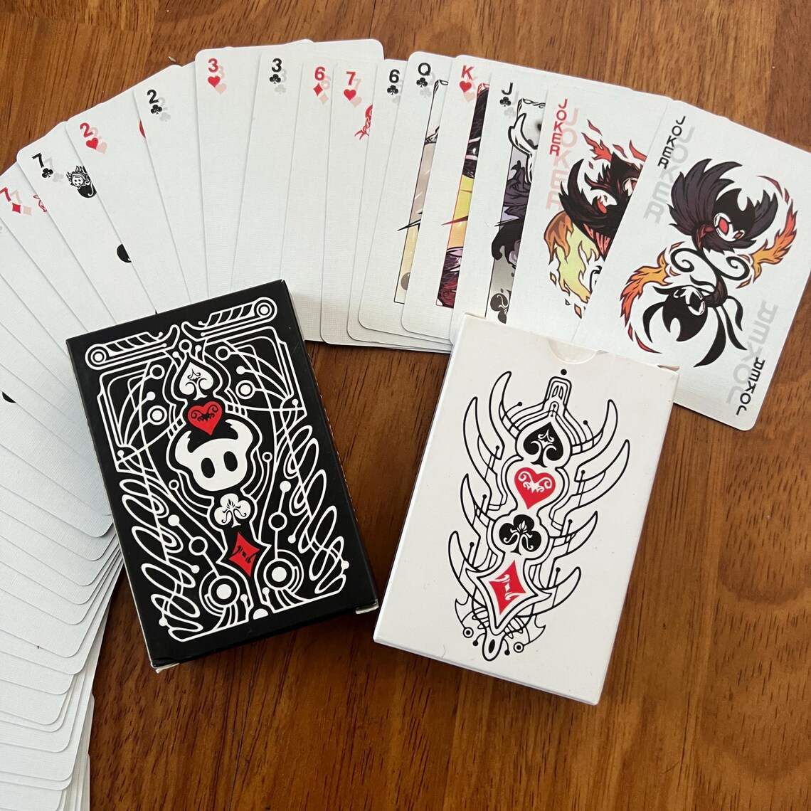 Hollow Knight Standard Poker C - đánh giá và giá Board Games